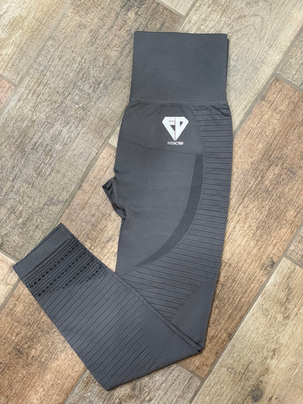 Image of Ladies Grey Diamond V2 Seamless leggings