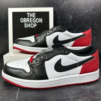 Image 1 of NIKE AIR JORDAN 1 RETRO LOW OG BLACK TOE MENS SHOES SIZE 9.5 LEATHER WHITE RED NEW