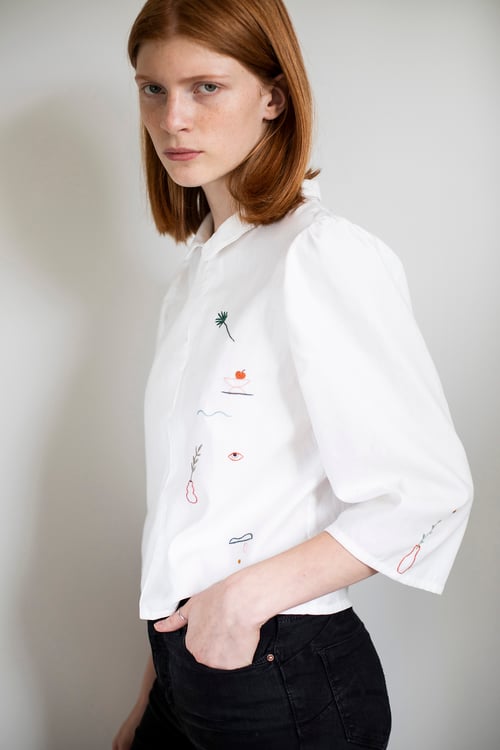 Image of Sample SALE: Arinna shirt - 1st Damaja designed shirt, made of 100% organic cotton in Berlin