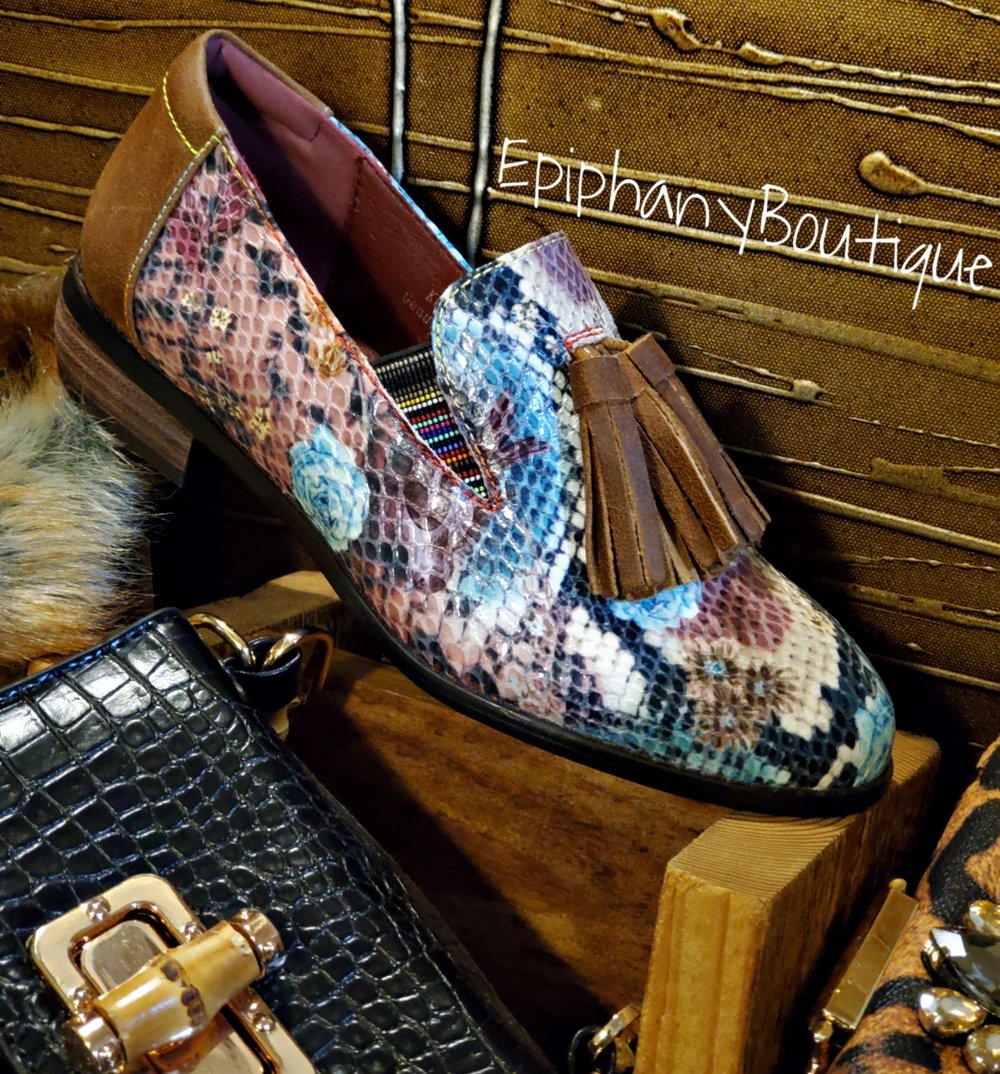 Image of The KLASIK Loafer-(Python Multi)