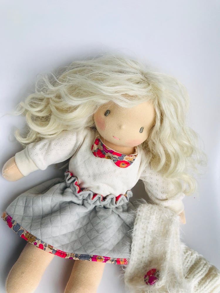 Image of Poupée waldorf Charlie