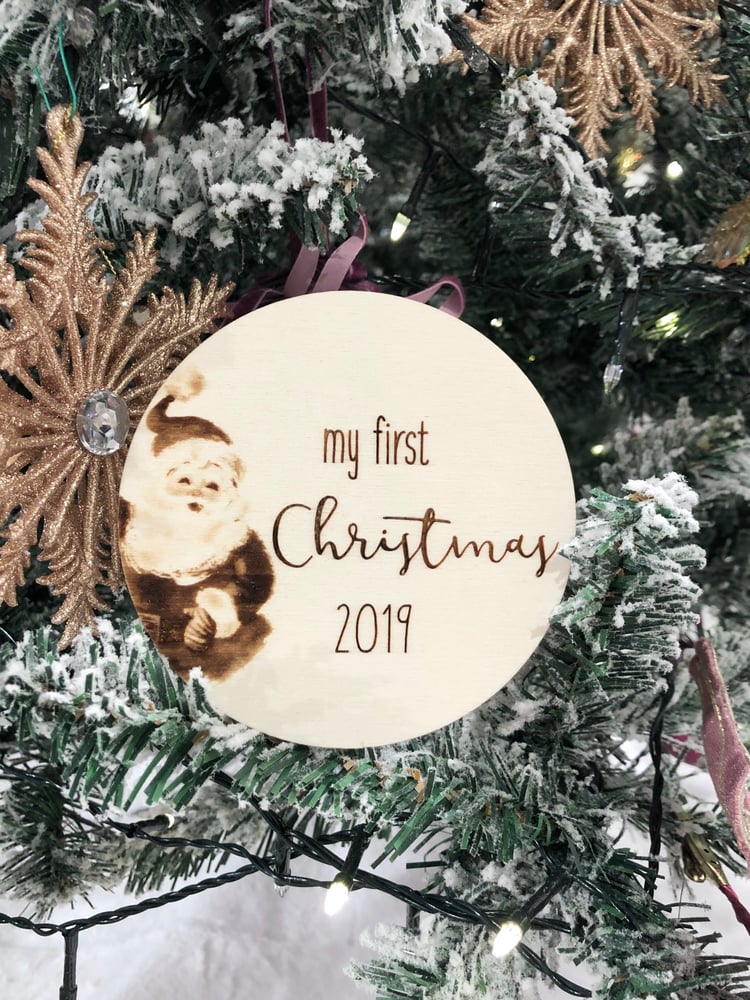 Image of Santa 🎅🏽 My first Christmas plaque 