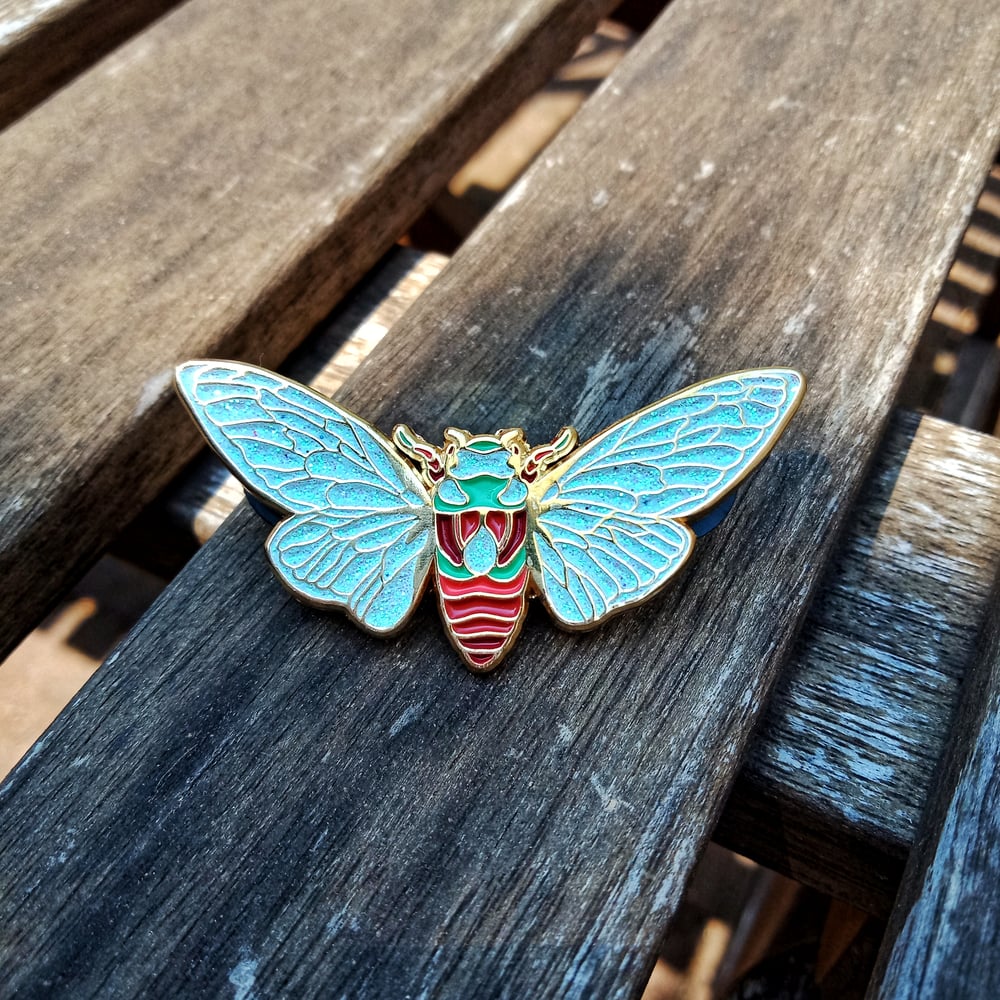 Image of Cicada Lapel Pin