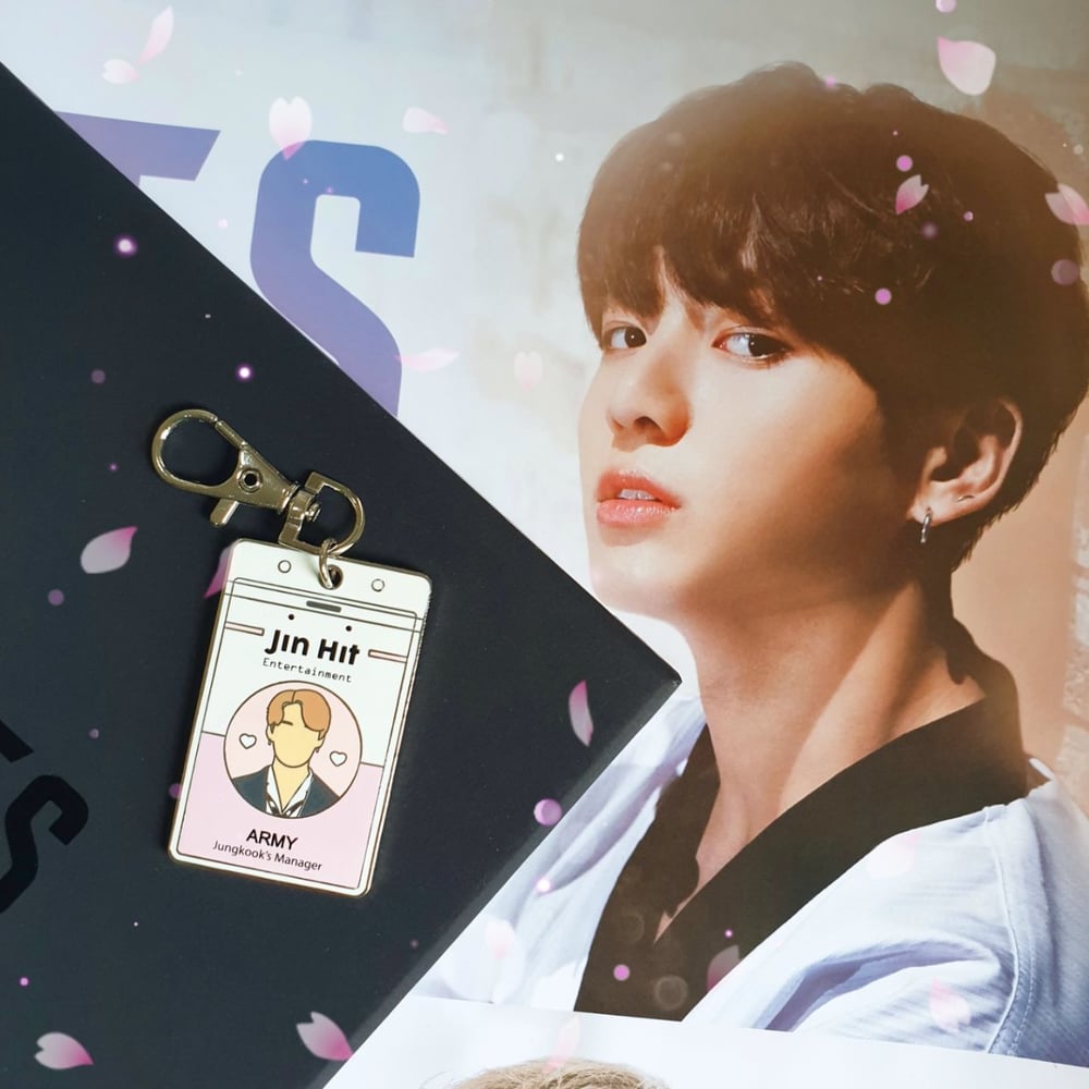 [INDIVIDUAL] BTS Manager Keychain 💼