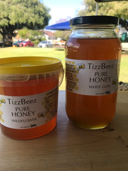 Image of 1kg Raw Honey Bucket OR Jars
