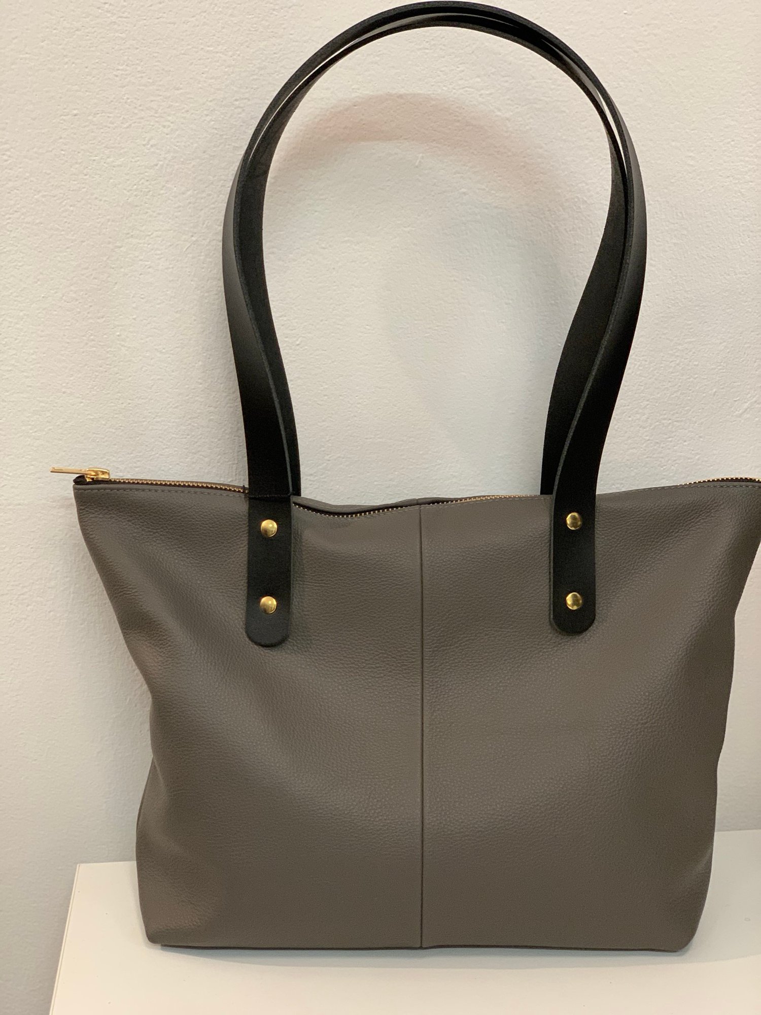 Image of Mini Tote Zip