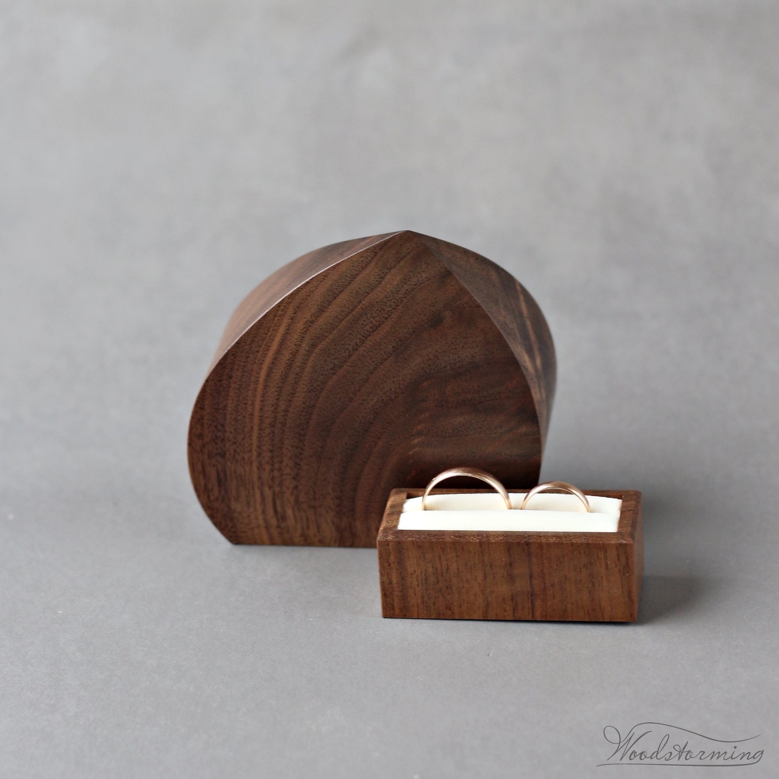 wooden double ring box