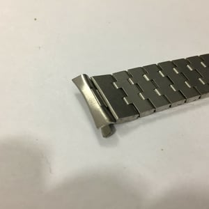 Image of BULOVA 20MM Stainless Steel Gents Watch,Curved Lugs,Clean.