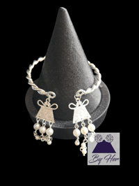 Image 1 of Twisted Pearl Bracelet