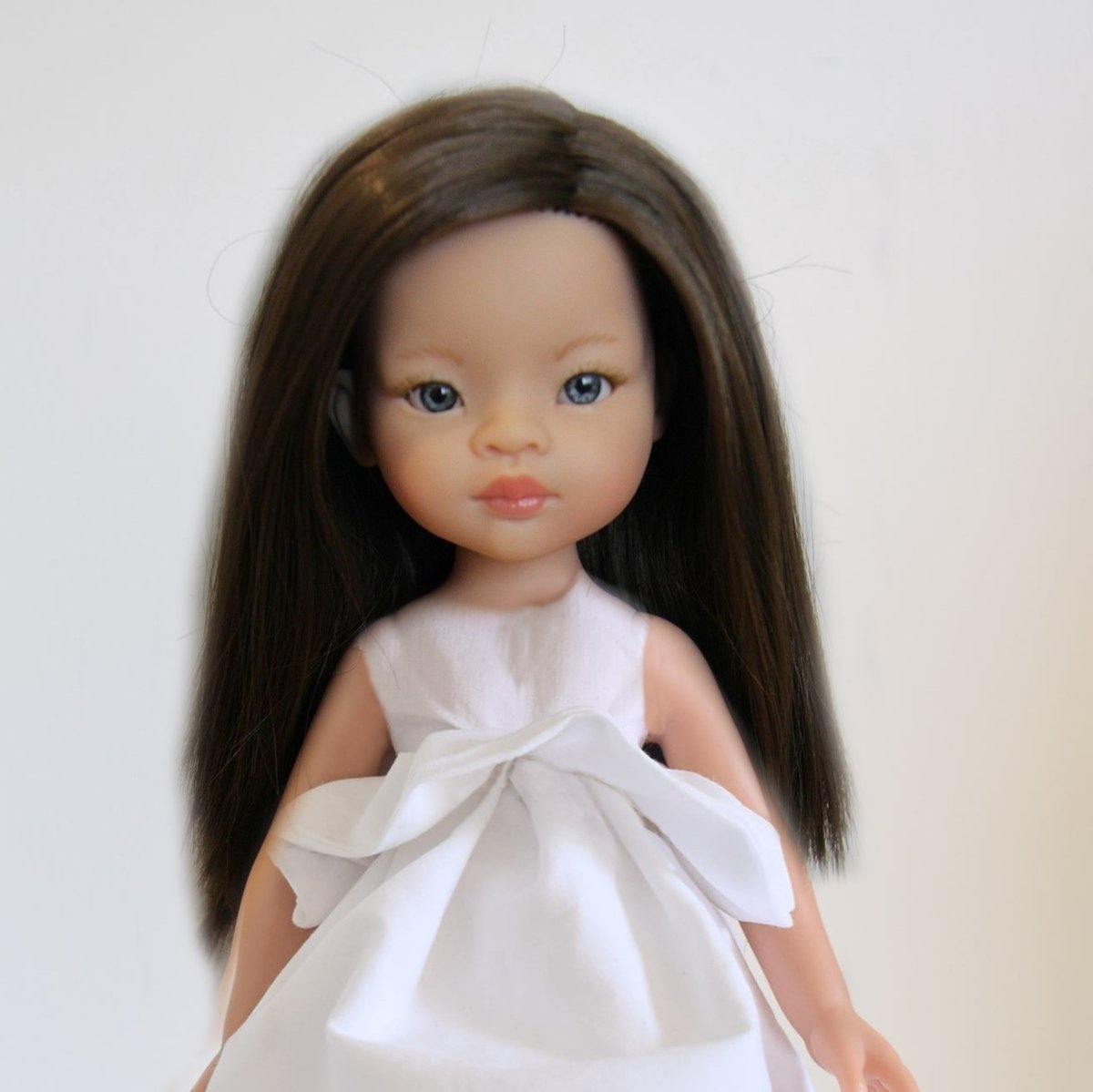 Image of COLLECTION poupées de Noël-IRIS - Poupée avec sa tenue 