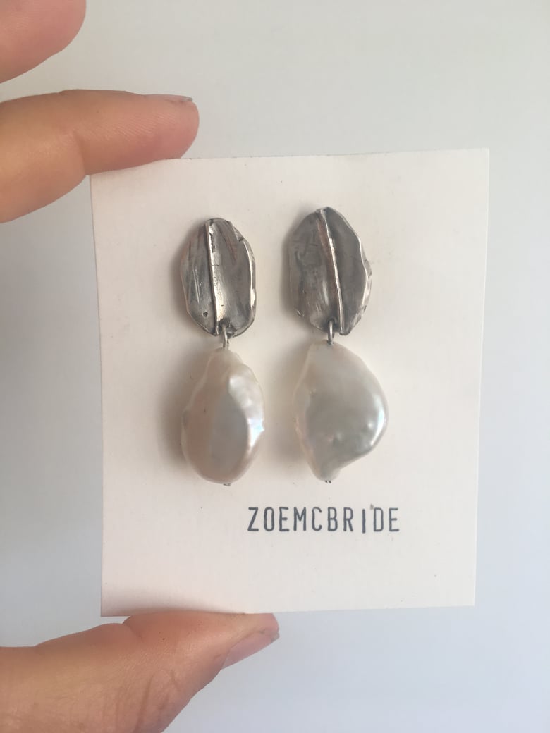 Image of Pearl slice earrings