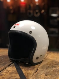 Image 4 of JK 400 Gloss White & Brass