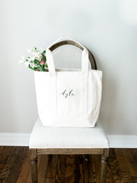 Image 1 of LARGE CANVAS ESSENTIAL TOTE WITH LEATHER STRAPS