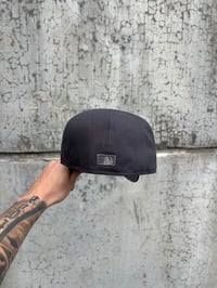 Image 4 of MULTI TONE GREY TURQUOISE SEATTLE MARINERS CUSTOM FITTED CAP