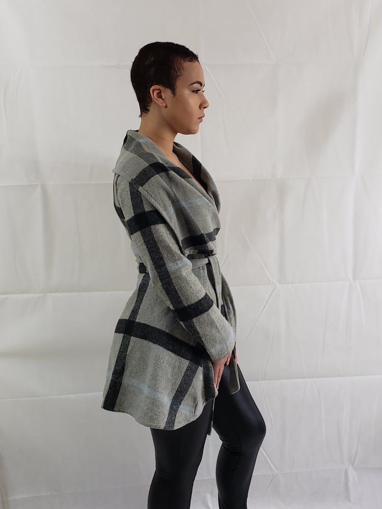 Image of Keep Me Warm Plaid Sweater (Gray)