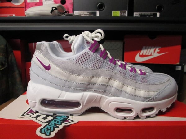 Air Max 95 "Football Grey" WMNS - areaGS - KIDS SIZE ONLY