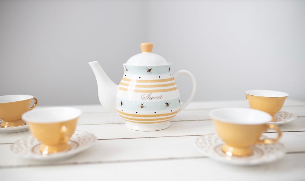 Image of Sweet Honeybee Tea Set