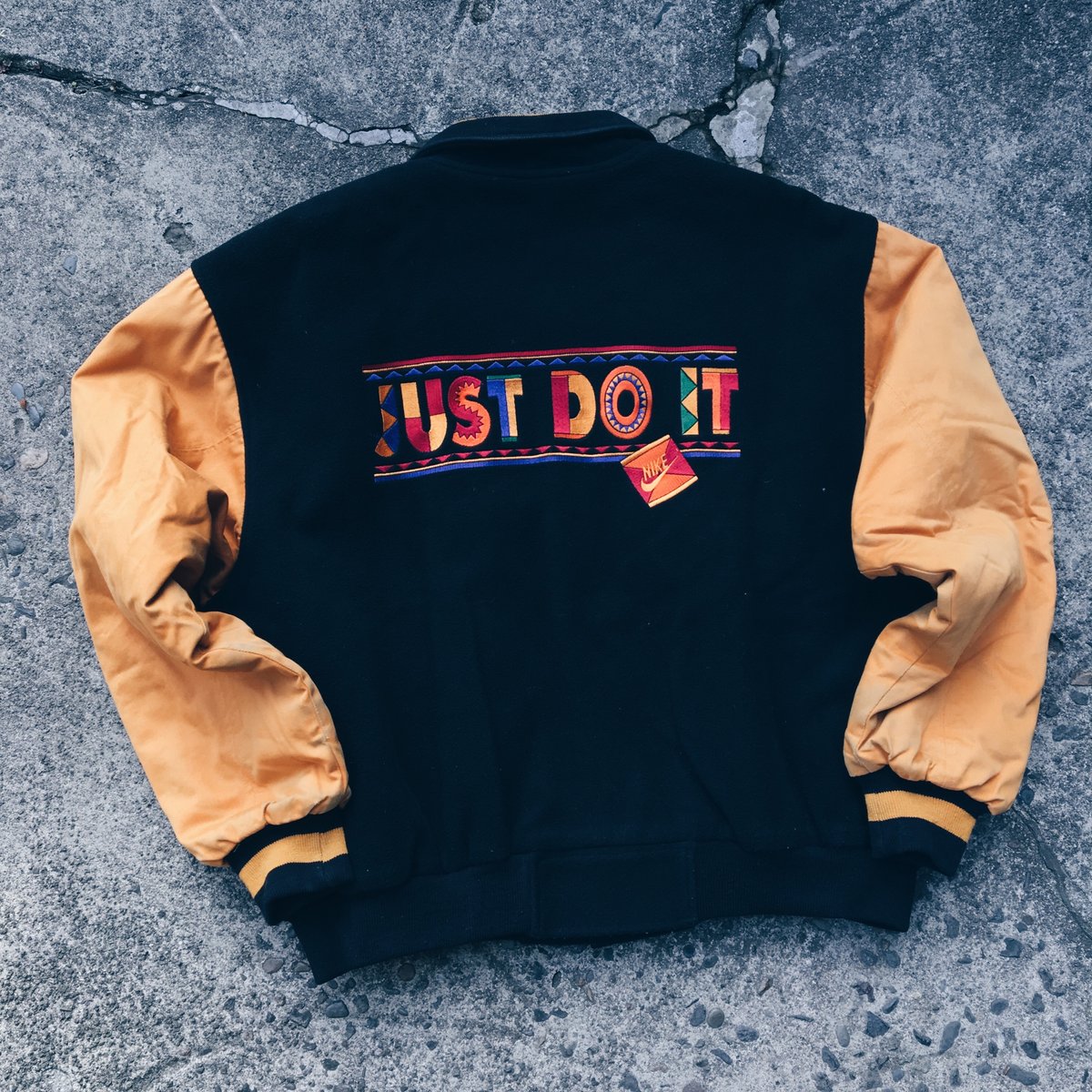 Original Early 90 s Nike Urban Jungle Jacket. Nike Tees Are The Shit