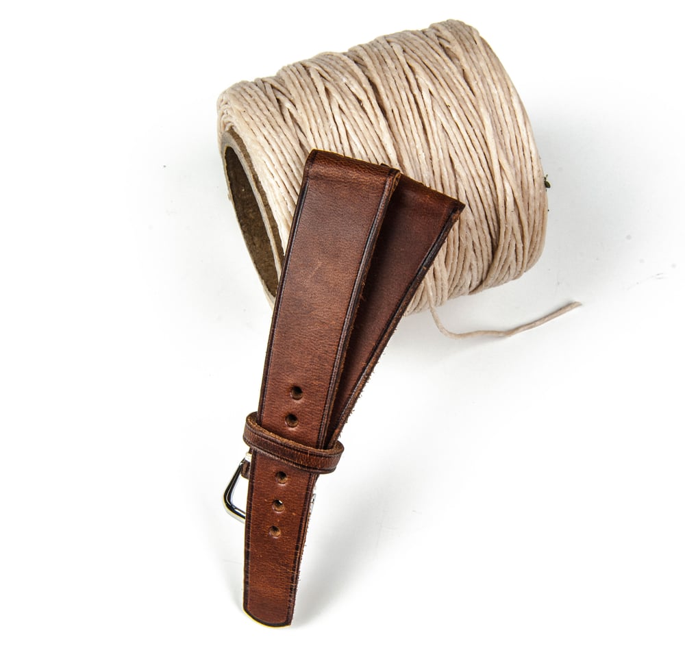Image of Heritage calfskin “burnished brown” watch strap //