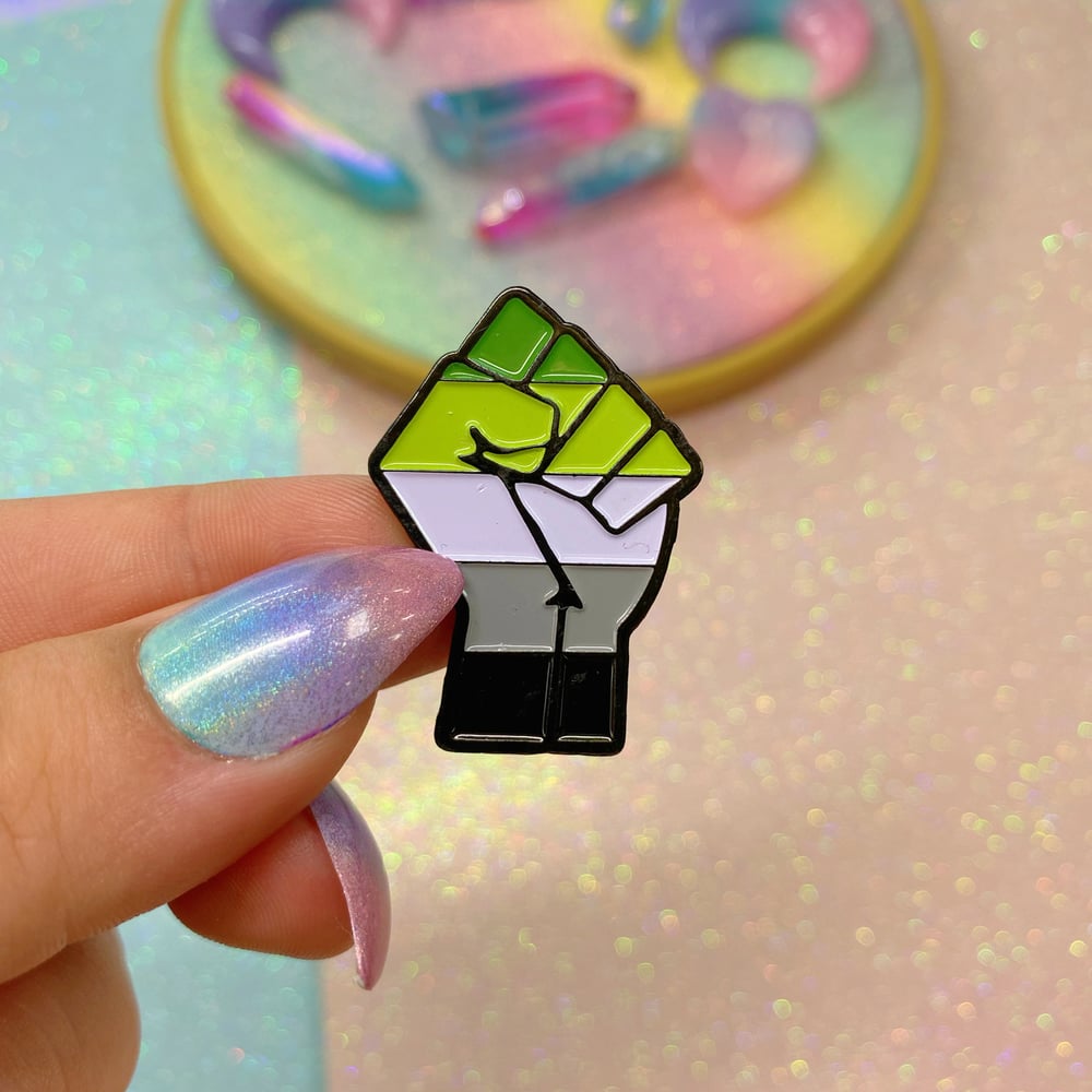 Image of Aromantic Pride Flag Enamel Pin