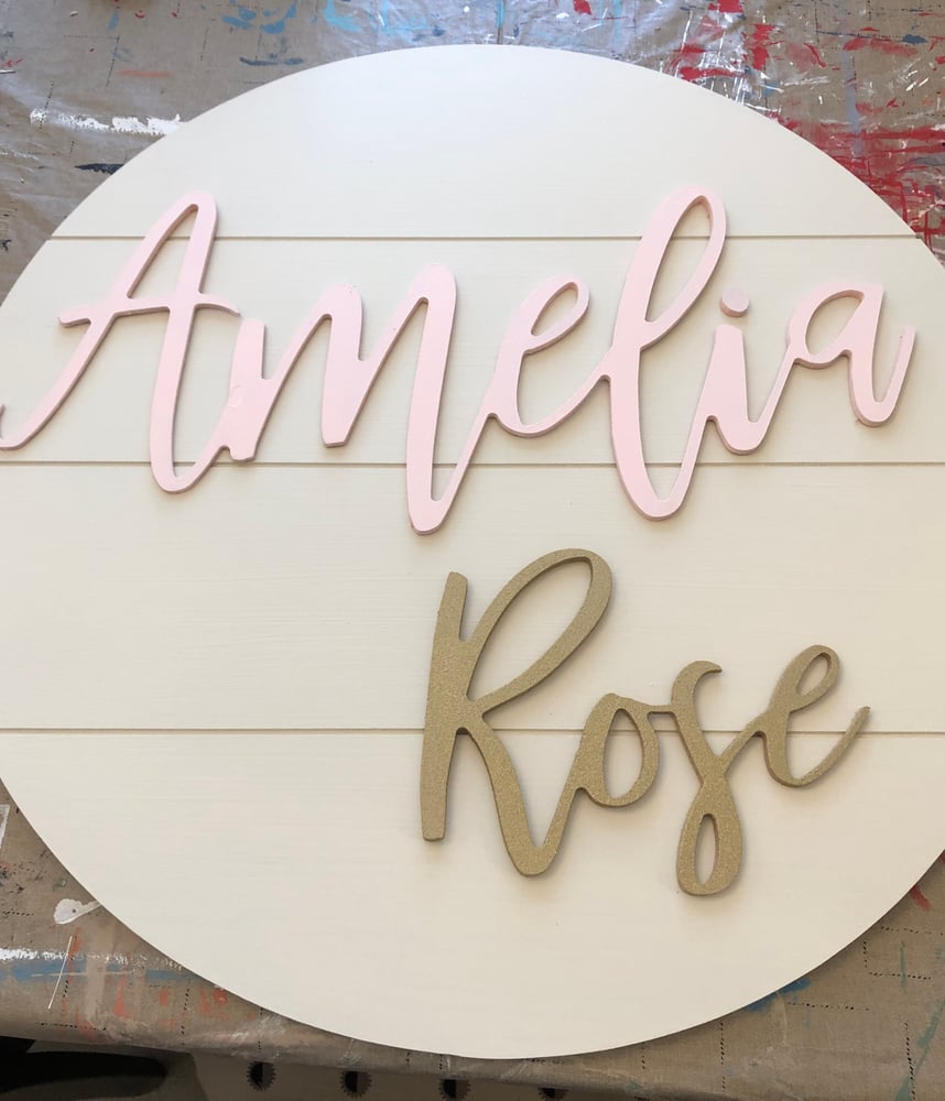 Image of 24” shiplap round name sign 