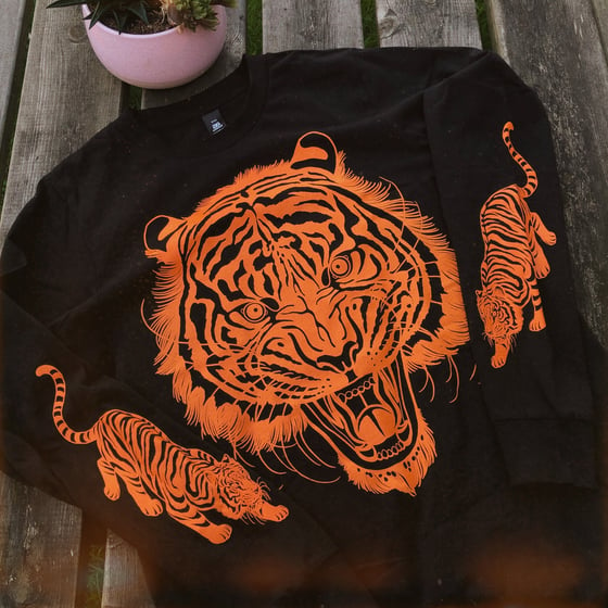 Image of Tiger Head Long Sleeve