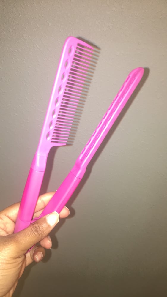 Image of Flat Comb Styling Tool