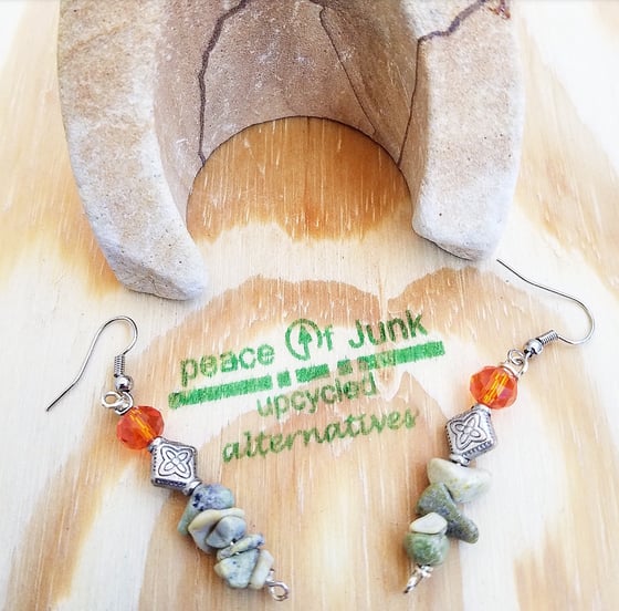 Image of ORANGE FLOWER GARDEN EARRINGS