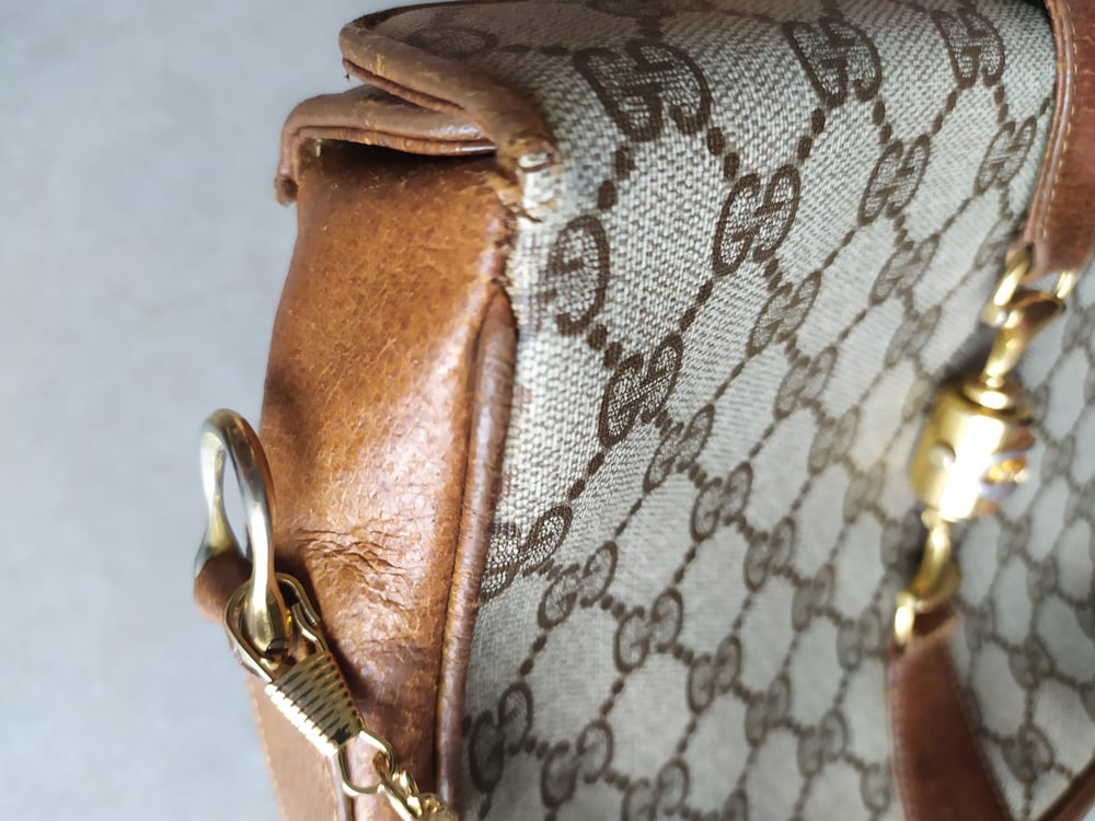 Image of Vintage Gucci brown GG monogram Supreme shoulder bag