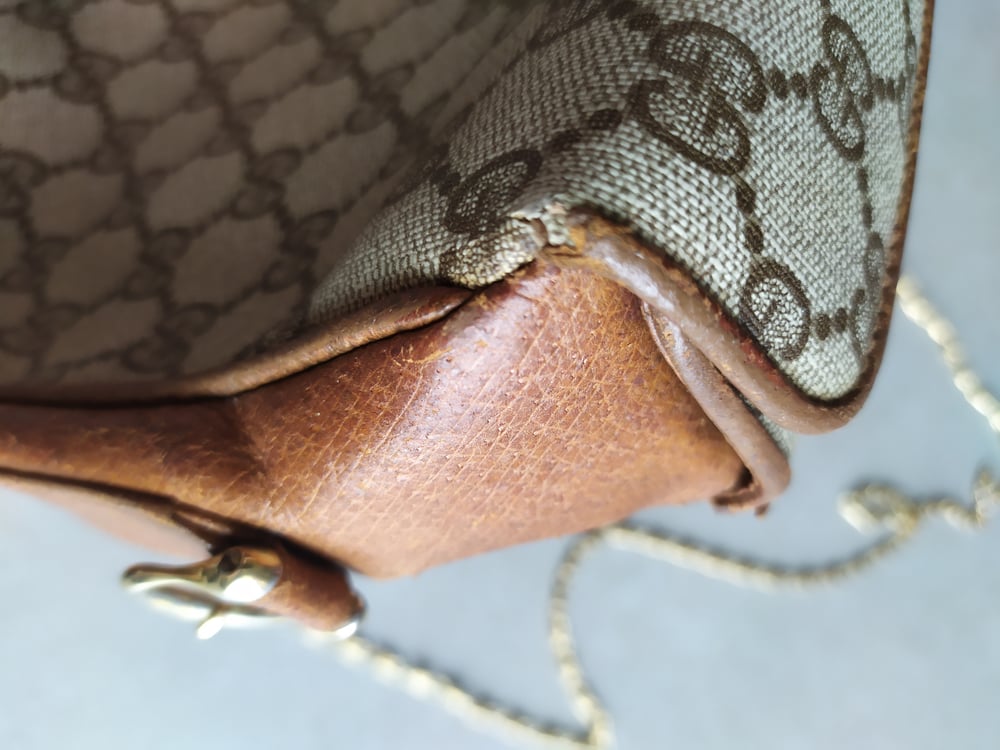 Image of Vintage Gucci brown GG monogram Supreme shoulder bag