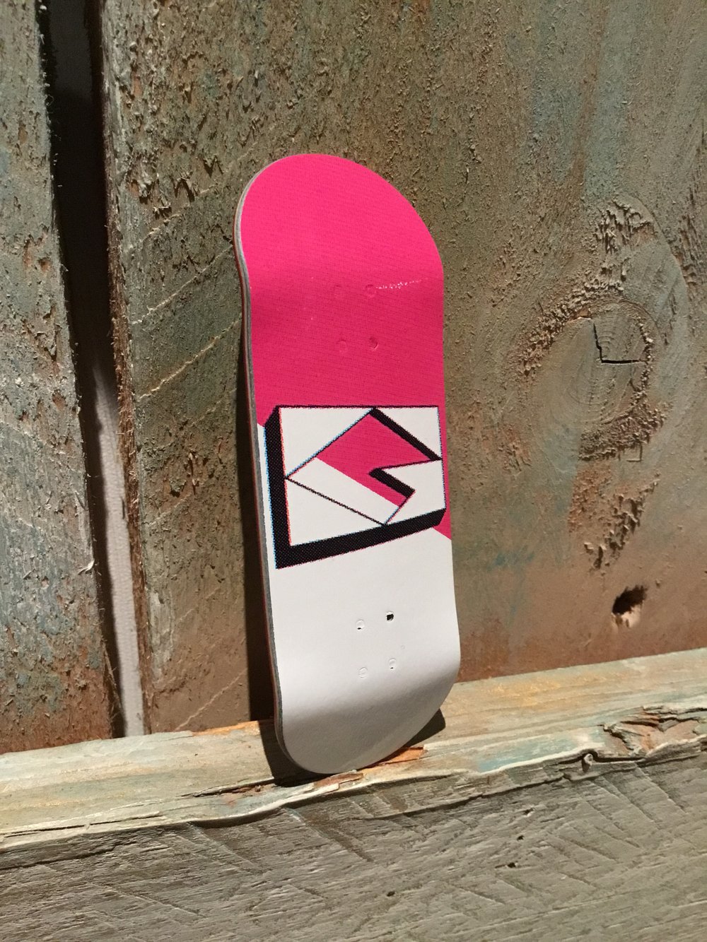 Magenta Logo Serie Genius Decks