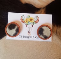 Wooden cowhide studs