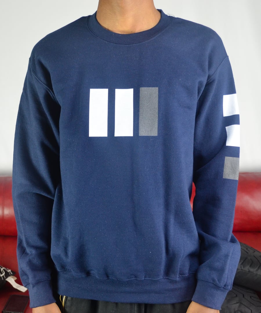 Image of Navy blue Sweatshirt ( white, grey )