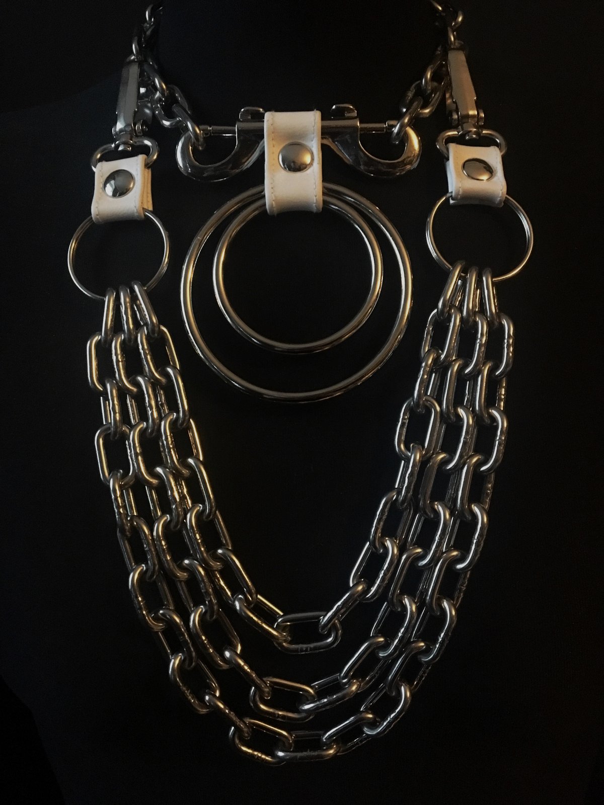 Double ring necklace white vegan leather