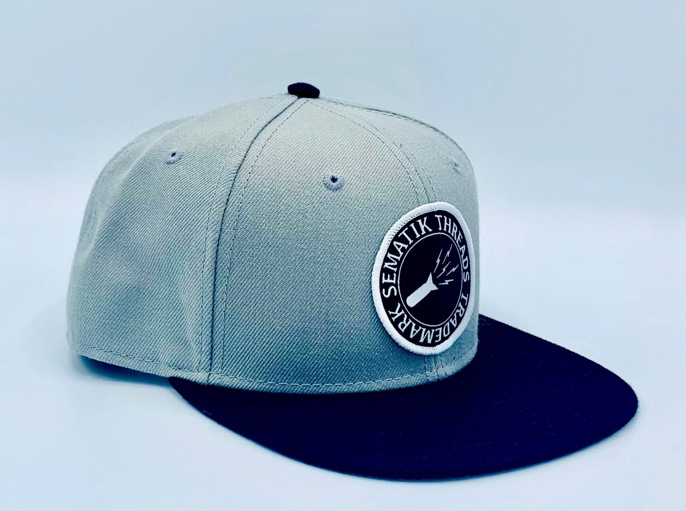 Image of SEMATIK LOGO SNAPBACK HAT - GRAY/BLACK