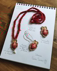 Image 1 of Collana 'Cuore Sacro' seta