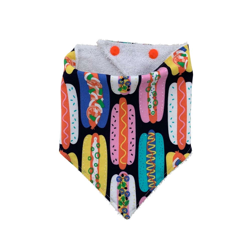 Image of sizzle dribble bib