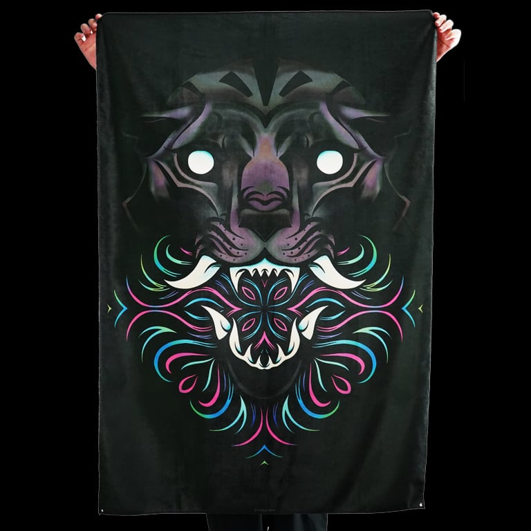 Black best sale panther tapestry