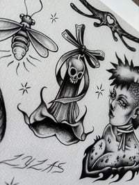 Image 3 of Enchanted Flash Sheet (black and grey) 