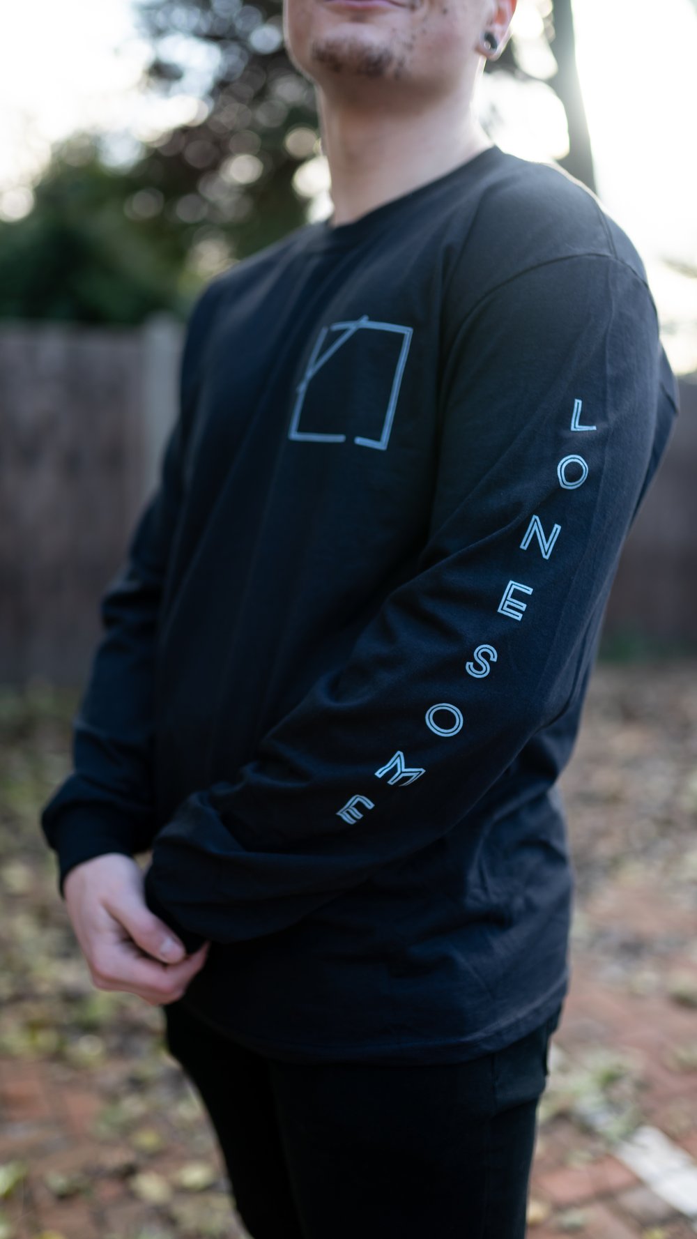 Lonesome Longsleeve T-shirt (Black/Blue)