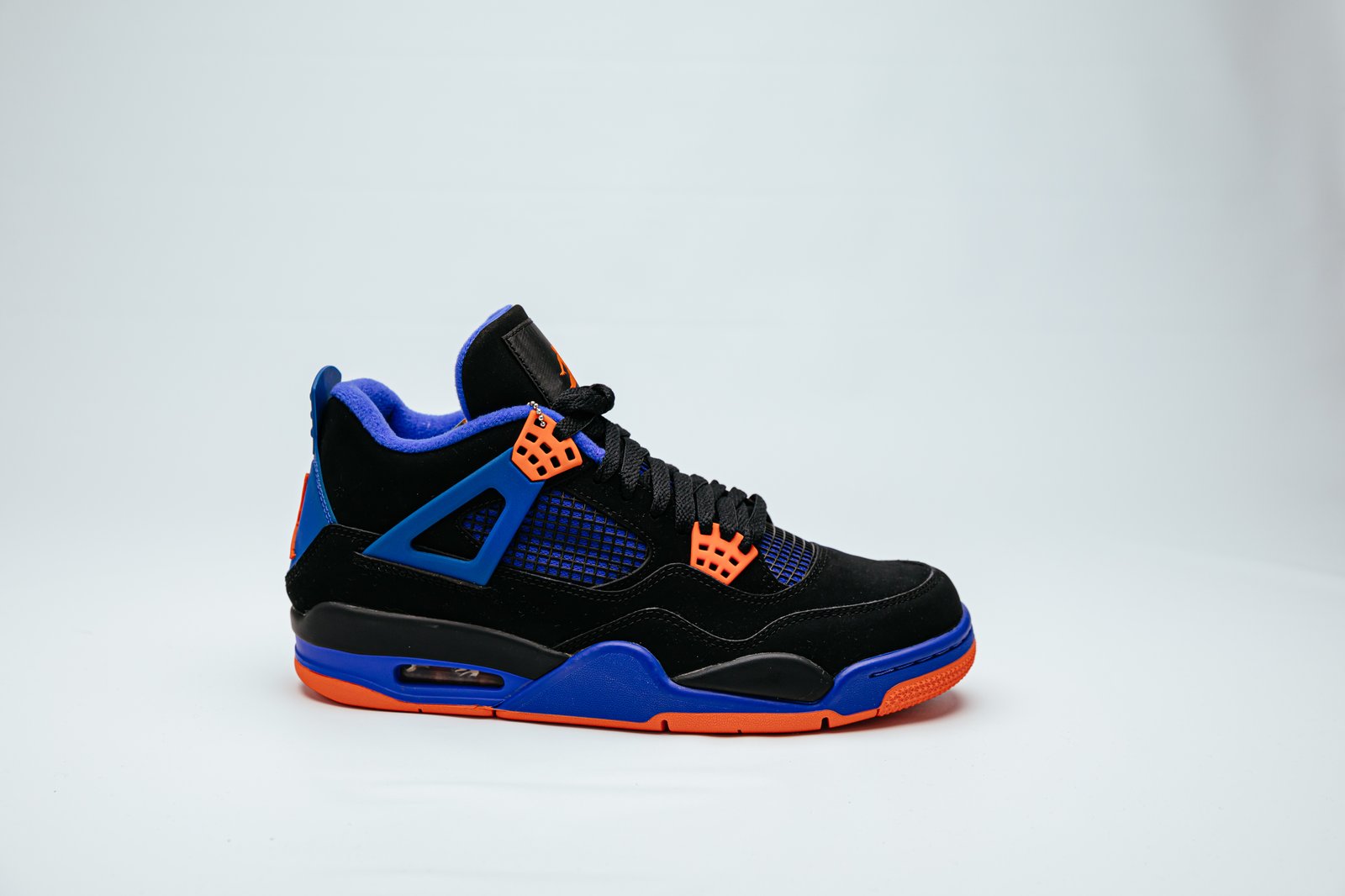 cavs jordan 4