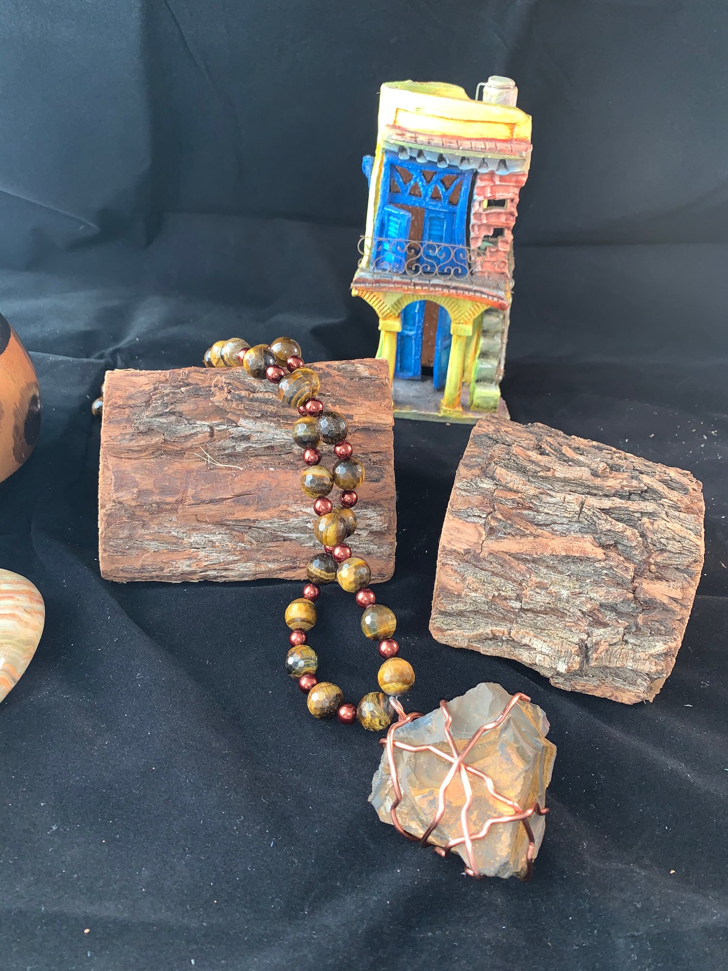 Image of Tigers Eye pendant and necklace