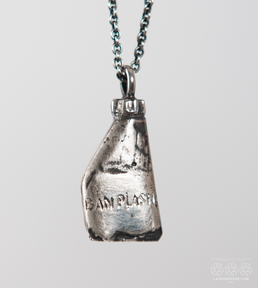 Image of KANISTER NECKLACE SILVER
