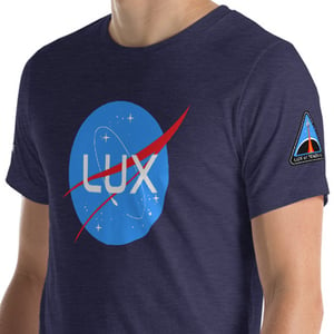 Image of NAVY "EXOSPHERE" TEE 