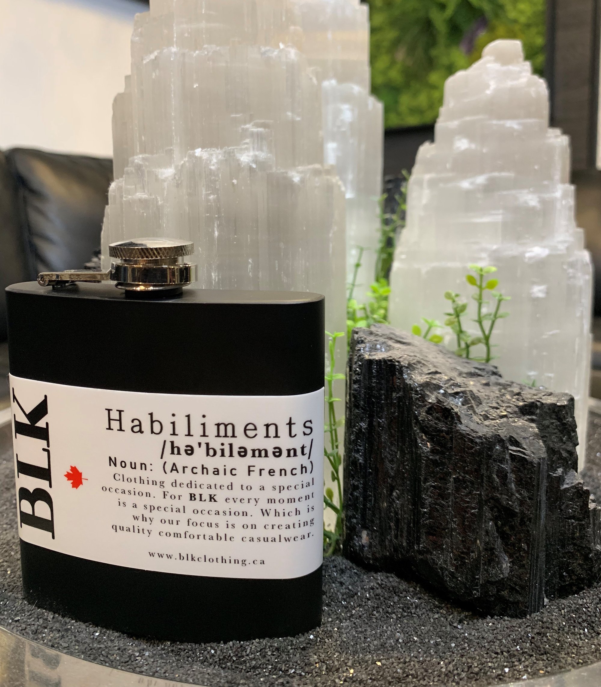Image of Habiliments Flask