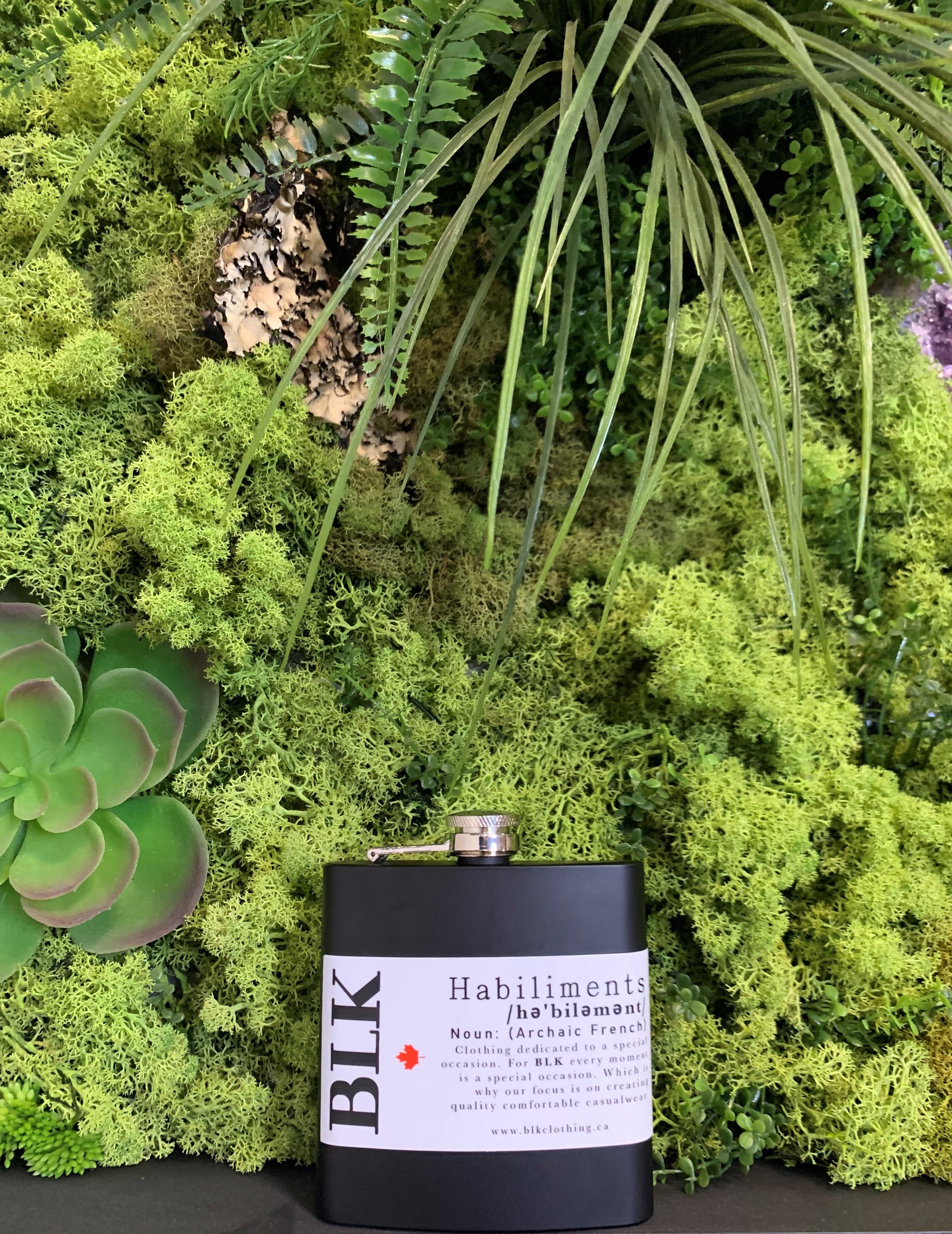 Image of Habiliments Flask
