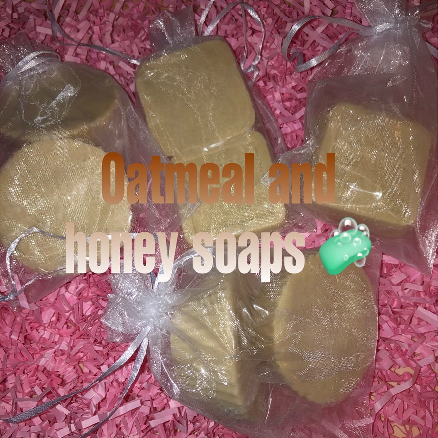 Image of Oatmeal and honey soap 