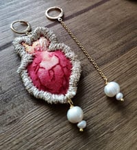 Image 1 of Orecchino 'Cuore Sacro'