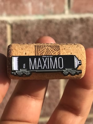 Image of MAXIMO-CAR