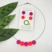 Image 4 of Náhrdelník Circle fuksiová - fluorescentní oranžová 